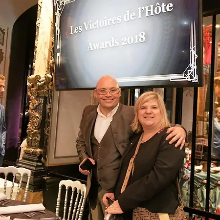 Le Chateau Des Tourelles En Vendee לינה וארוחת בוקר