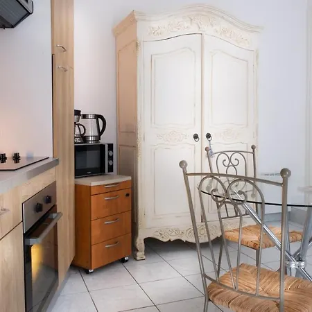 Le Château Des Tourelles En Vendée Couette-café 4*