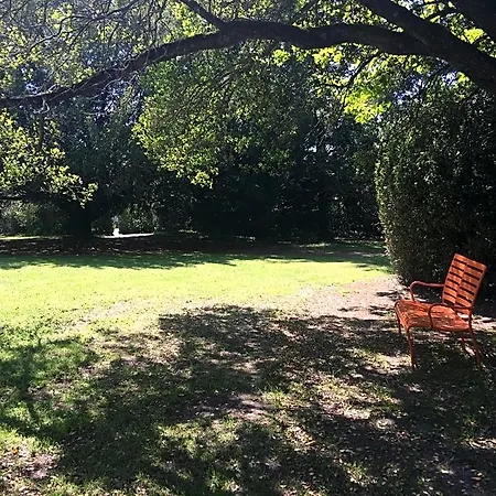 Bed & Breakfast Le Chateau Des Tourelles En Vendee 3*