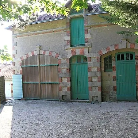 Le Chateau Des Tourelles En Vendee 3*