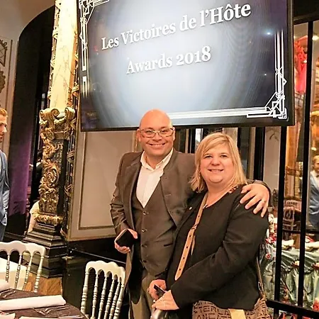 Le Chateau Des Tourelles En Vendee Bed & Breakfast La Gaubretiere