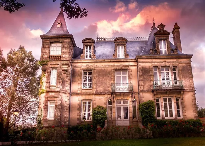 Le Château Des Tourelles En Vendée