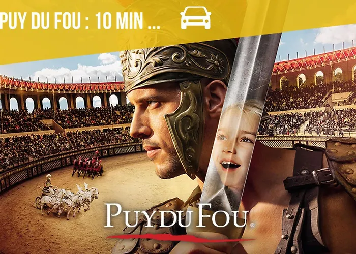 Le Château Des Tourelles En Vendée La Gaubretiere