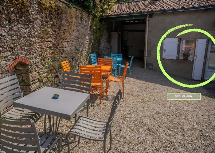 Le Chateau Des Tourelles En Vendee 3* La Gaubretiere